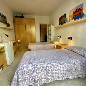 Barcelona Housing Recommend For Students Apartment
